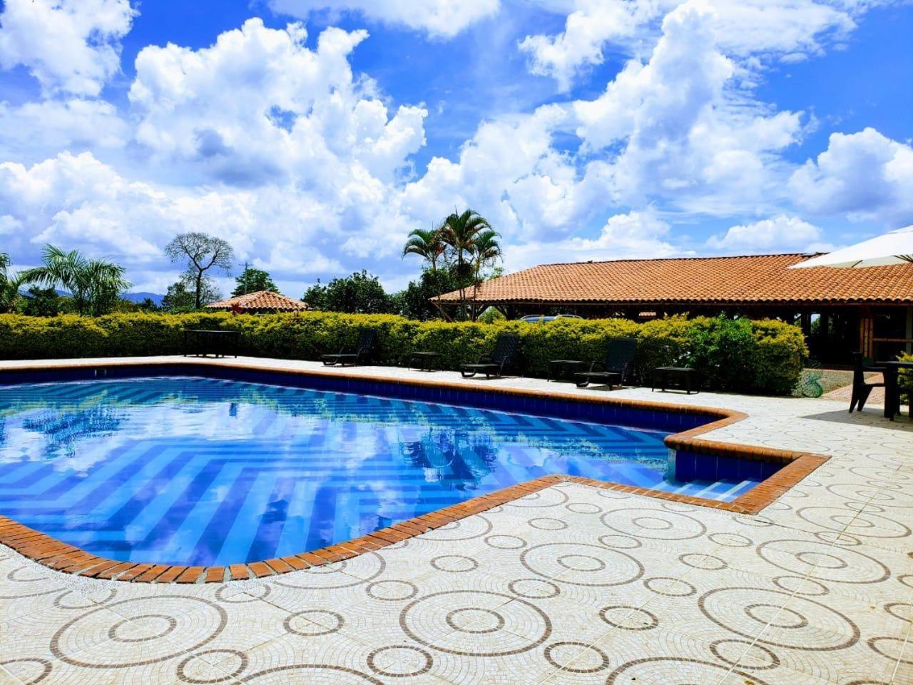 קימבאיה Hotel Campestre Cafe Tropical מראה חיצוני תמונה
