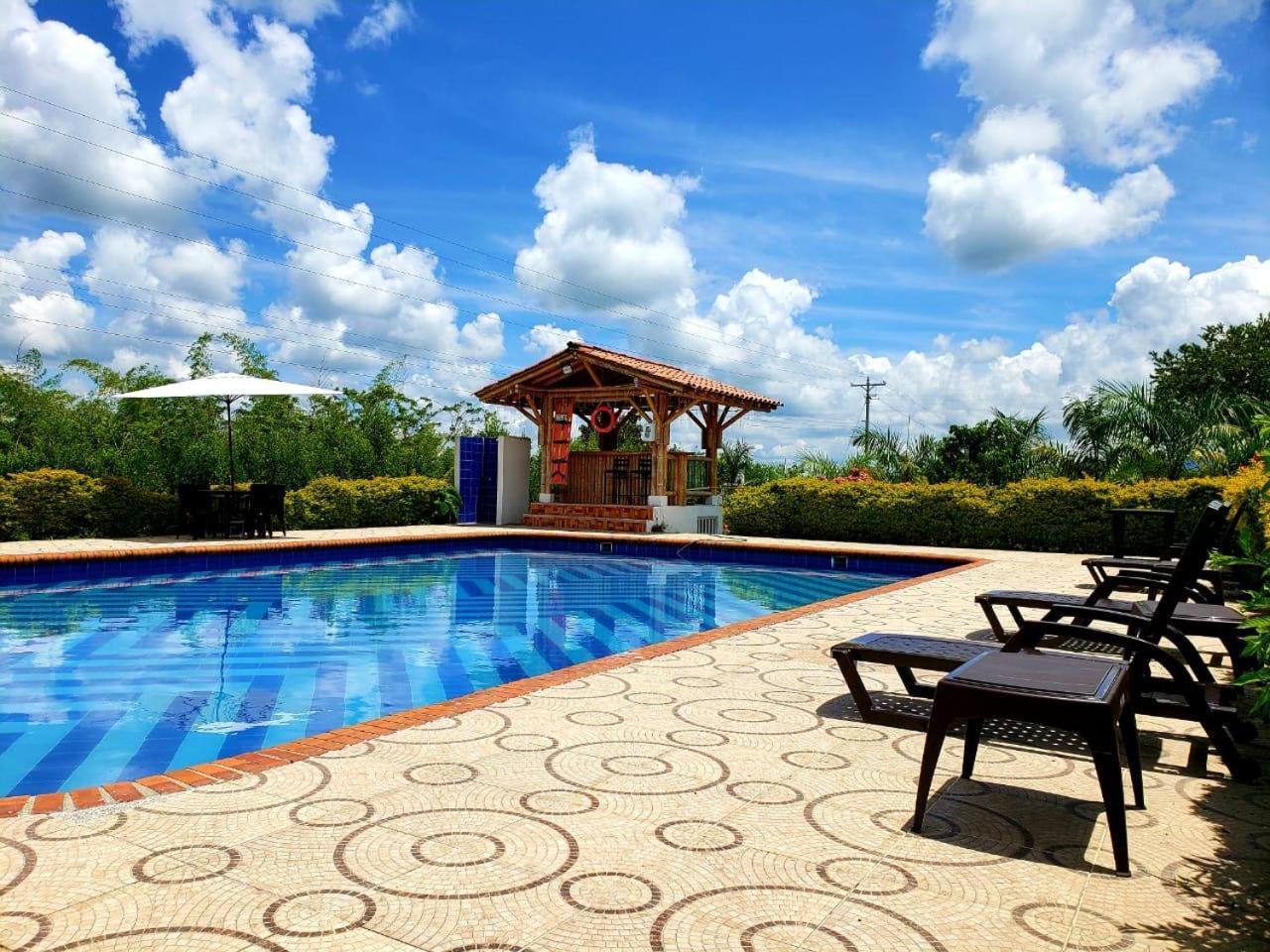 קימבאיה Hotel Campestre Cafe Tropical מראה חיצוני תמונה